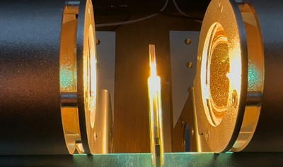 高效节能：干簧管封装中红外快速聚焦加热技术的应用