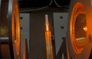 干簧管封装工艺对决：红外点状聚焦加热 vs 传统火焰加热