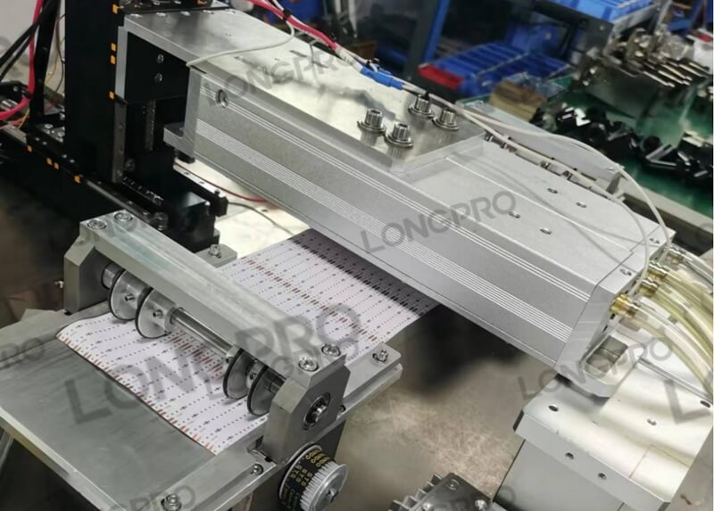 红外加热焊接.jpg 红外加热焊接.jpg