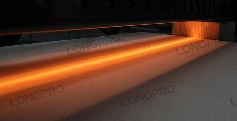 线型红外聚焦加热.jpg 线型红外聚焦加热.jpg